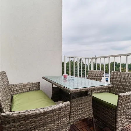 Futuria Maslicka With Free Garage By Renters * Wrocław